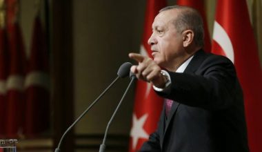 Erdoğan; “Geleceğin Parlak Günler Olduğuna İnanın!”