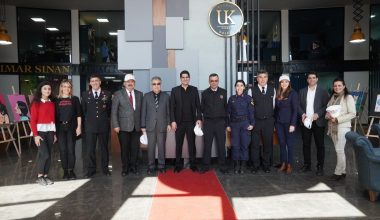 “Mehmetçik; Uludağ Koleji Öğrencileri ile Birlikte”