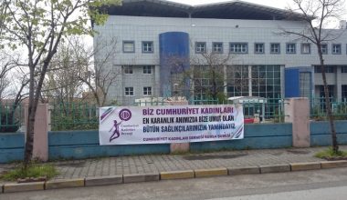 Cumhuriyet Kadınlarından Sağlıkçılara Anlamlı Destek