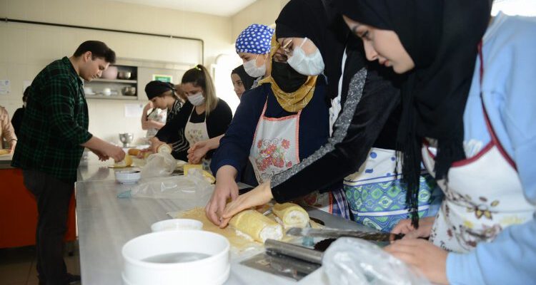 YILDIRIM’DA İSTİHDAM DESTEKLİ PASTACILIK KURSU