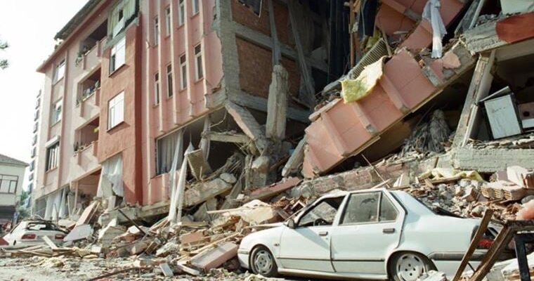 Hilmi Özden Yazdı; DEPREM ve İLK YARDIM