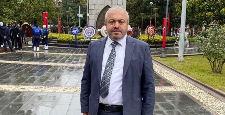 İsmail Türk, Kaşif Kozinoğlu’nu mezarı başında andı