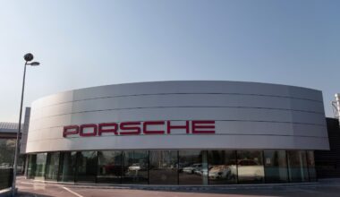 Porsche Center Arca Bursa, yeni konseptiyle kapılarını açtı