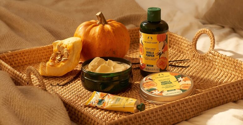 SONBAHARIN BAŞTAN ÇIKARTICI KOKUSUNU THE BODY SHOP’UN VANILLA PUMPKIN SERİSİ İLE TENİNİZDE HİSSEDİN