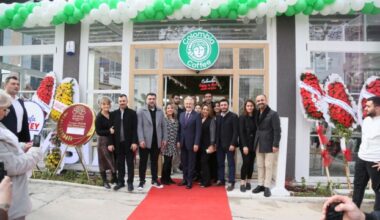 FSM’NİN YENİ KAHVE DURAĞI COLOMBİA CAFE AÇILDI