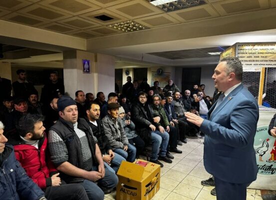 Belediye Başkan Adayları Kümes Hayvanları Mezatında!