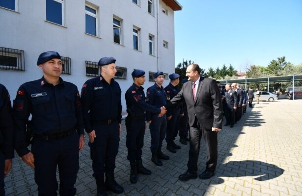 İZNİK’TE GELENEKSEL BAYRAMLAŞMA TÖRENİ GERÇEKLEŞTİ