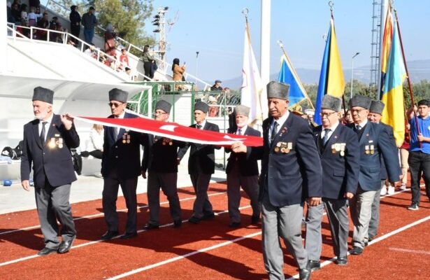 İZNİK’TE CUMHURİYET BAYRAMI COŞKUSU