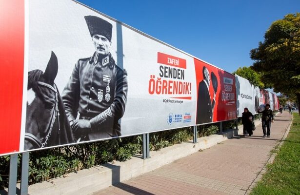 Bursa’yı, Cumhuriyet coşkusu sardı