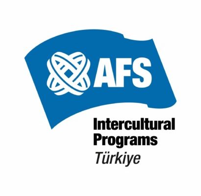 ÖĞRENCİLER, AFS KÜLTÜRLERARASI PROGRAMLARI İLE FARKLI KÜLTÜRLERİ KUCAKLAYARAK, MERAKLARINI KEŞFE DÖNÜŞTÜRÜYOR