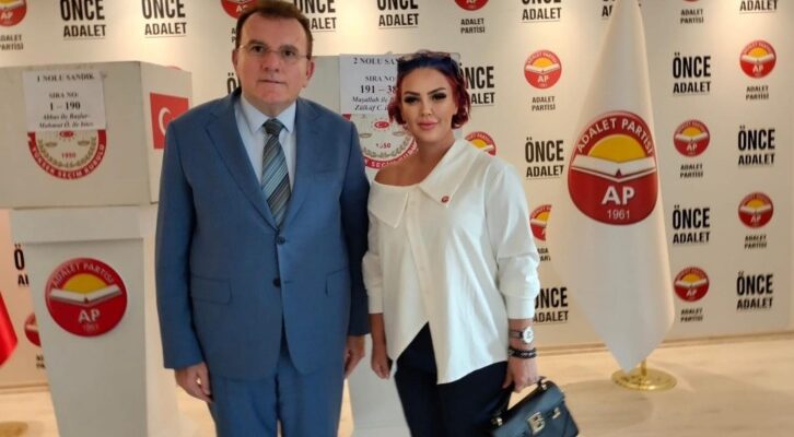 BURCU SAYGILIER : “SİYASETTE EŞİT TEMSİL ŞART! “ DEDi