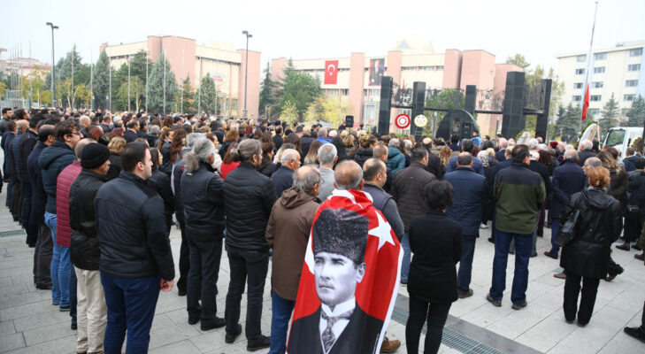 NİLÜFER’DE ULU ÖNDER ATATÜRK ÖZLEMLE ANILDI