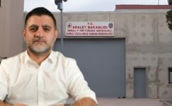 Genç Parti’den ‘Öcalan’ çıkışı: 2025’e emekçiye sırt dönüp Öcalan’la kucaklaşarak giriyorlar!