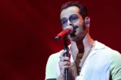 GÖKHAN TÜRKMEN’in yılın son konserinde sürprizlerle yer yerinden oynadı