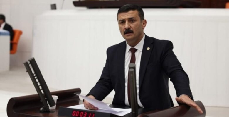 TÜRKOĞLU: ENGELLİ ÖĞRETMENLERİMİZE “ENGEL” ÇIKARMAYIN!