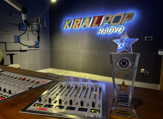 Kral FM’de ve Kral Pop Radyo’da 2024 yılında en çok istek alan ve en çok çalınan şarkılar!