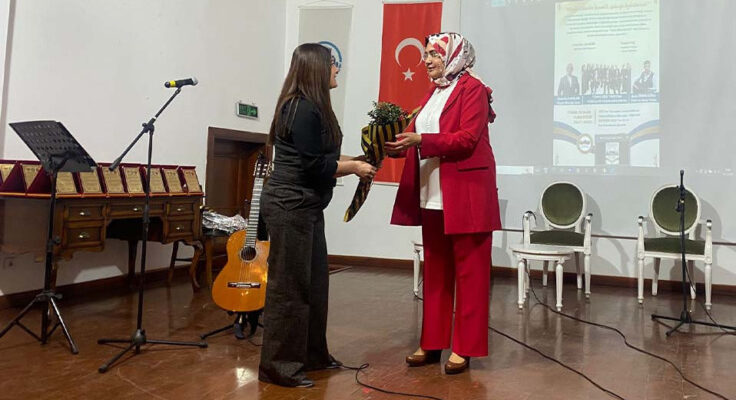 Seher Aygün’e “Yılın Bilim İnsanı” Töreninde Sertifika Takdimi