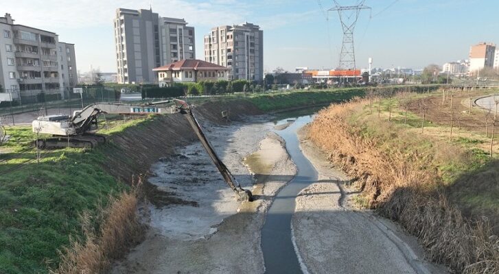 Büyükşehir’den dere temizliği